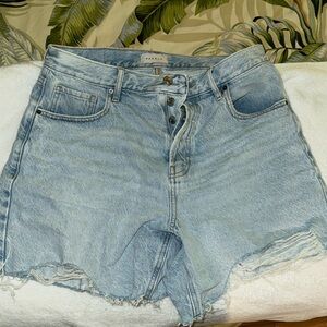 High waisted jeans shorts